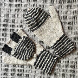 Hand knitted wool winter gloves/mittens